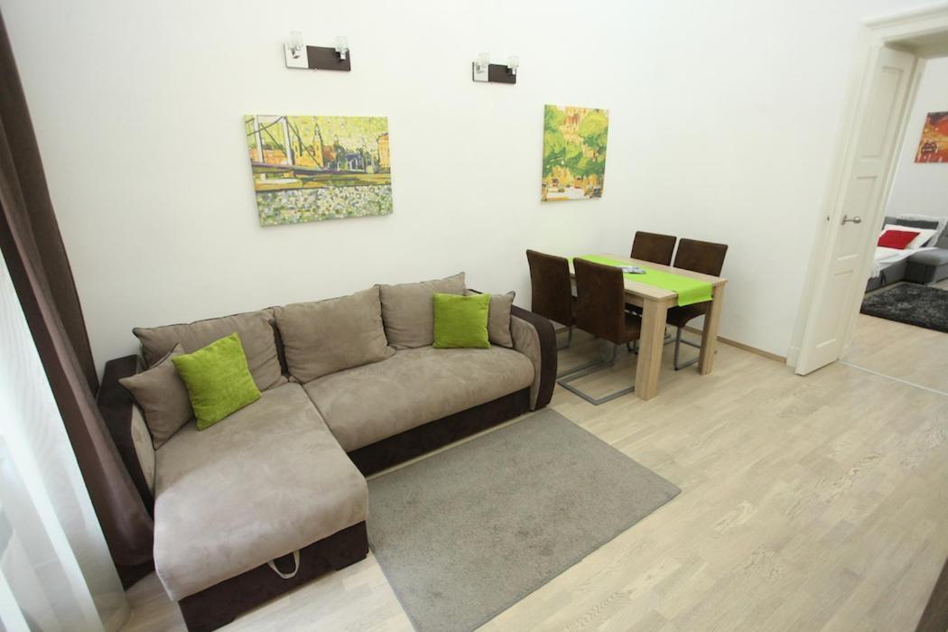 Ferienwohnung Superior Loft At Basilica Budapest Exterior foto